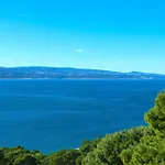 Διαμέρισμα 18 *