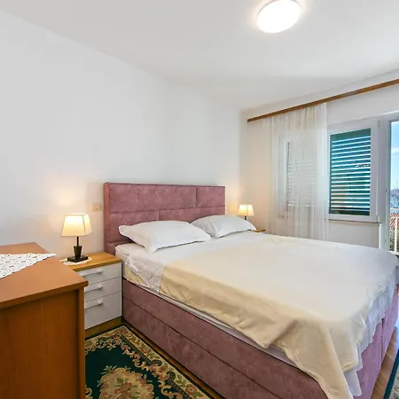 Apartman 18 Brela