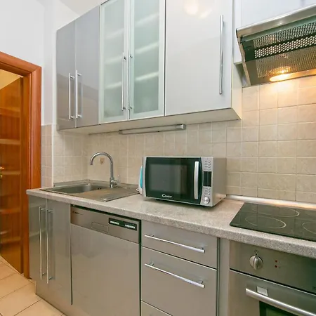 18 Apartman *