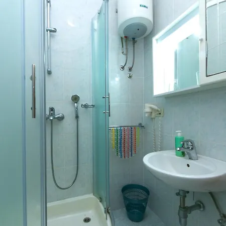 Apartman 18 Brela