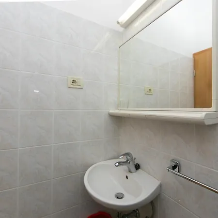Apartman 18