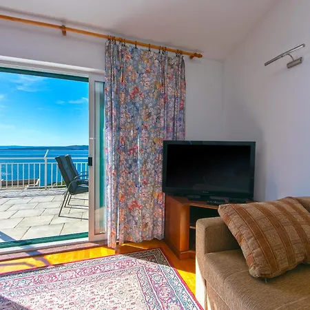 Apartman 18